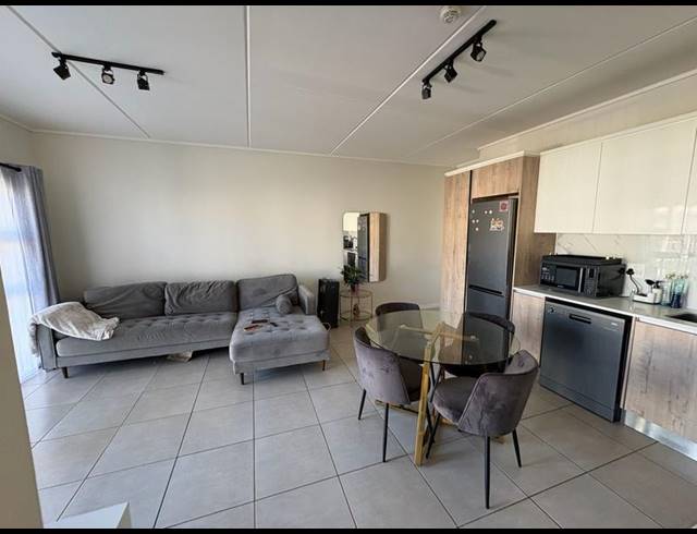 2 BEDROOM PROPERTY TO RENT IN RICHWOOD